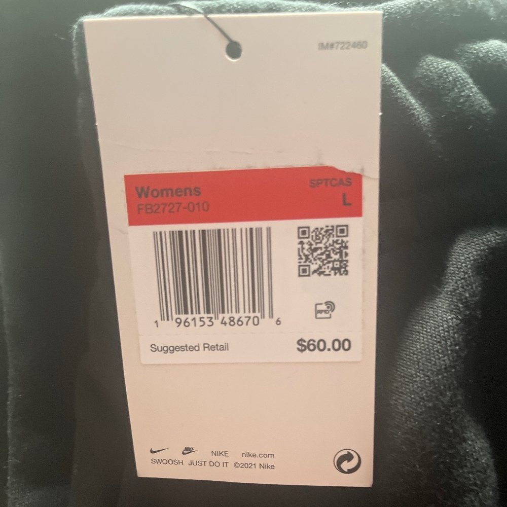 Nike standard fit Mid Rise Full Length Women's Sweatpants. Black.  Size Large